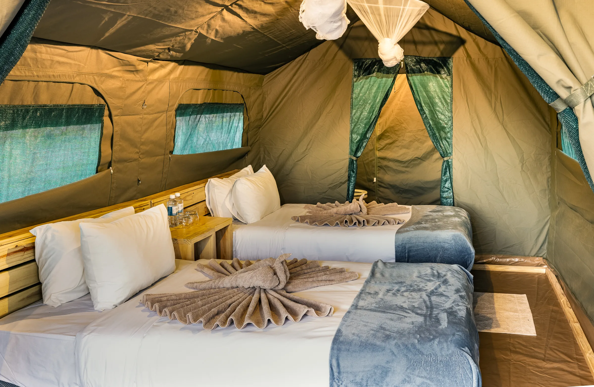 Sunway Botswana Moremi Elephant Pools Natural. Selections-1-14